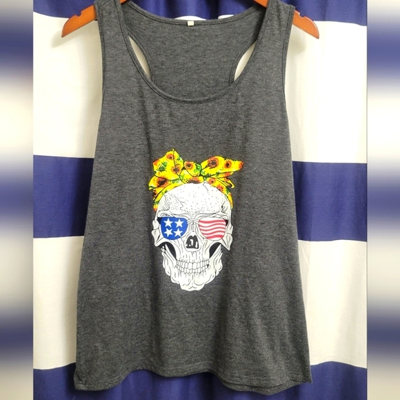 Tops - 💀 Gray Skull Graphic Tank Top – Edgy Casual Streetwear | Size Large